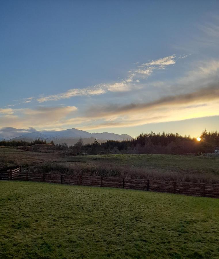 Toradh Cabin Spean Bridge Luaran gambar